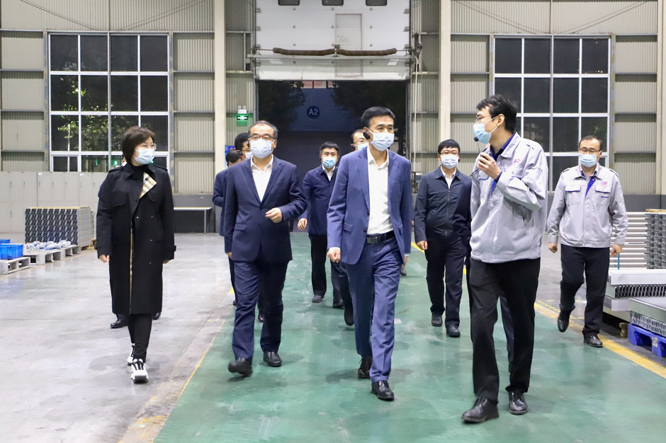 濱州市委副書記、市長李春田一行來山東三星集團調(diào)研