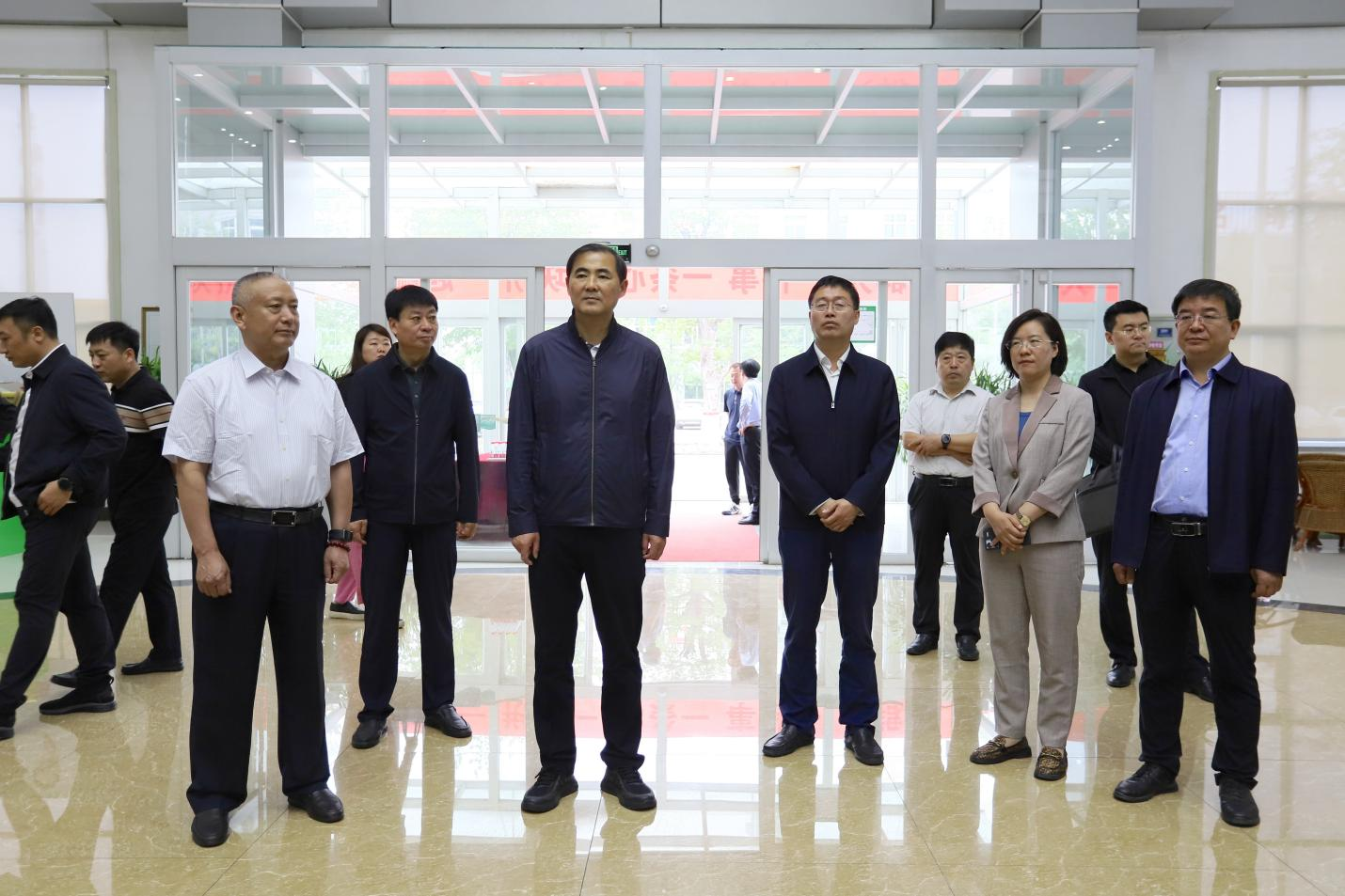佳木斯市政府副市長、佳木斯國家農(nóng)高區(qū)黨工委書記王繼武一行來山東三星集團調(diào)研